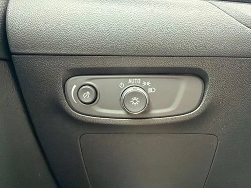 Used 2025 Buick Encore GX Preferred w/ Advanced Technology Package FWD image 26