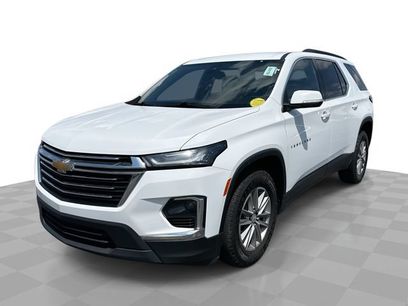 Used 2022 Chevrolet Traverse LT