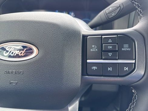 New 2025 Ford F350 Lariat w/ Lariat Ultimate Package image 18