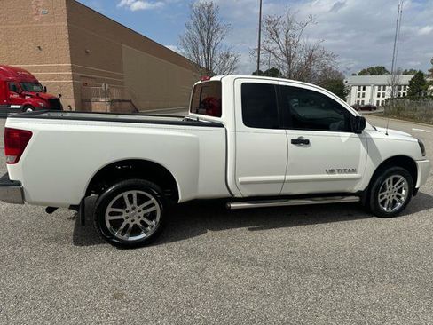 Used 2012 Nissan Titan SV w/ SV Value Truck Pkg image 33