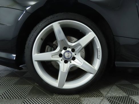 Used 2013 Mercedes-Benz SL 550 image 36