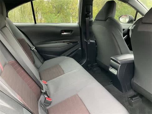 Used 2023 Toyota Corolla SE image 16