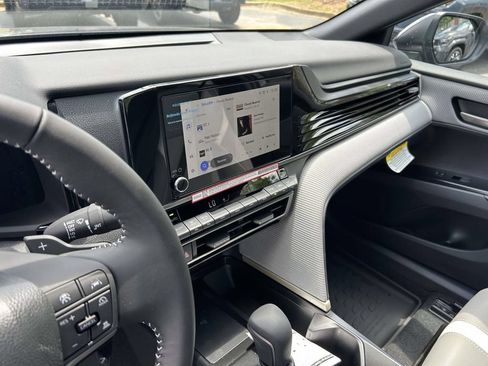 New 2026 Toyota Camry SE FWD image 20