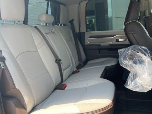 New 2026 RAM 3500 Laramie AWD/4WD image 15