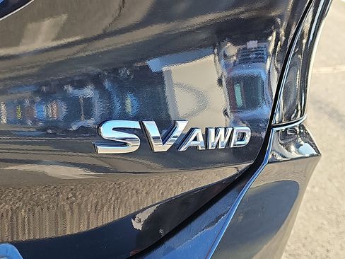 Used 2020 Nissan Rogue SV image 31