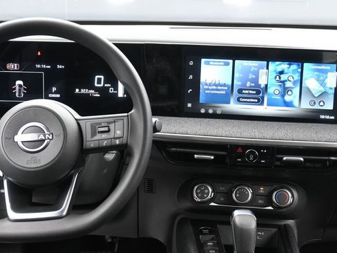 New 2026 Nissan Kicks S image 14