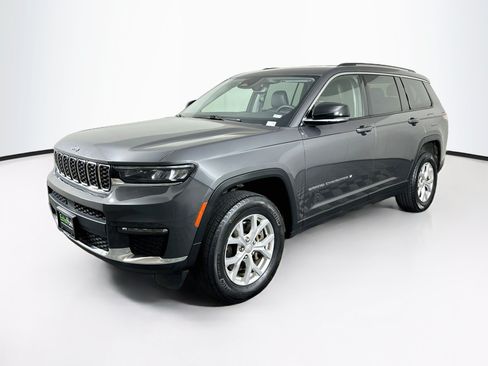 Used 2023 Jeep Grand Cherokee L Limited AWD/4WD image 3