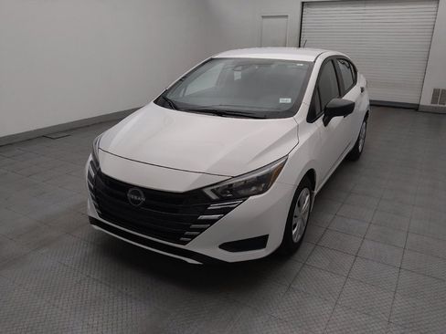 Used 2025 Nissan Versa S w/ Trunk Package FWD image 15