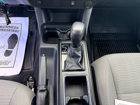 Used 2019 Toyota Tacoma SR w/ SR Convenience Package AWD/4WD image 27