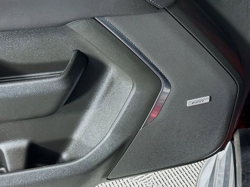 Used 2021 Chevrolet Suburban LT RWD image 18