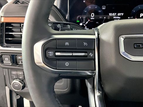 Used 2025 GMC Yukon XL Denali w/ LPO, Floor Liner Package AWD/4WD image 23
