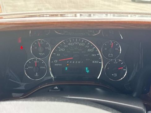 Used 2023 Chevrolet Express 2500 RWD image 39