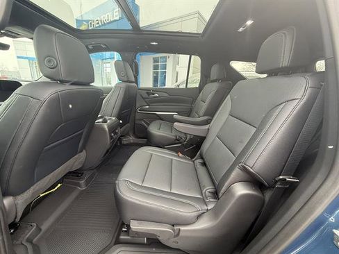 New 2026 Chevrolet Traverse LT w/ Sun and Wheel Package image 24