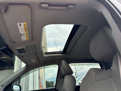 Used 2018 Acura MDX FWD image 11