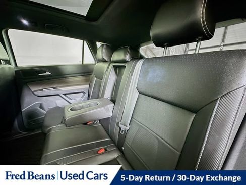 Used 2023 Volkswagen Atlas Cross Sport SEL AWD/4WD image 27