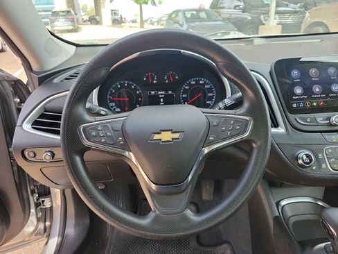Used 2024 Chevrolet Malibu LT FWD image 19
