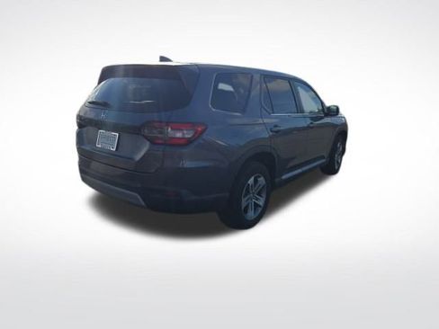 Used 2024 Honda Pilot EX-L image 7