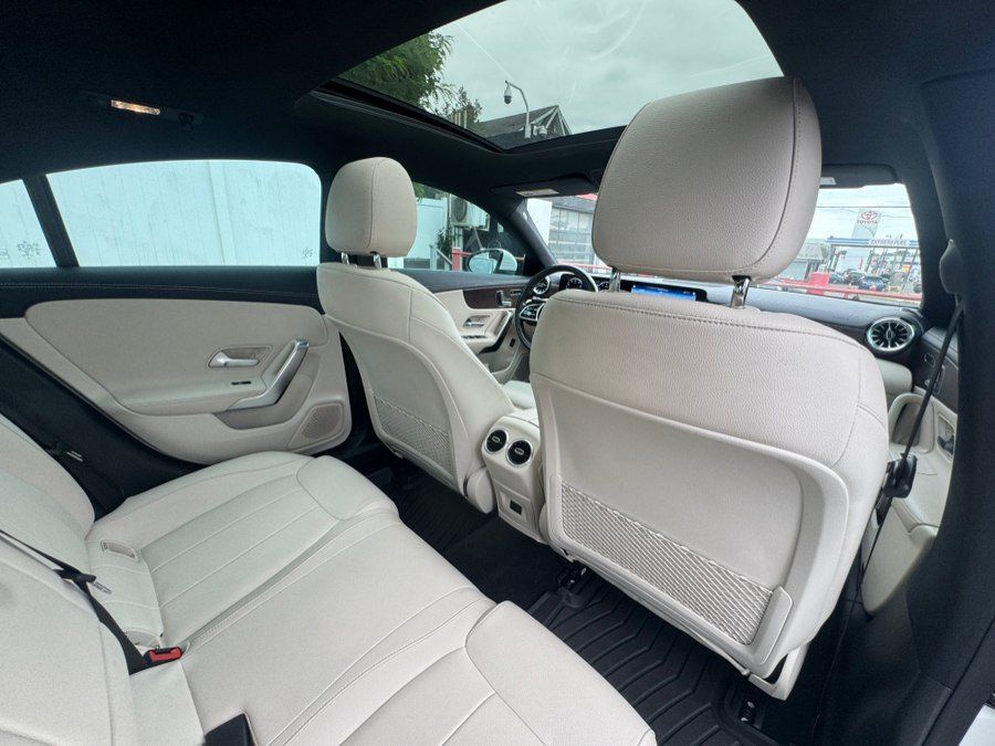 Used 2023 Mercedes-Benz CLA 250 4MATIC image 35