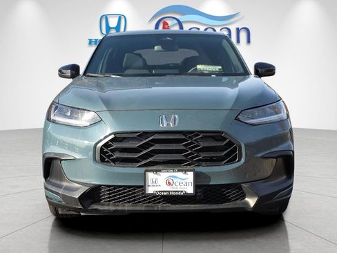 Used 2024 Honda HR-V Sport image 8