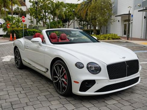 Used 2024 Bentley Continental GT V8 image 38