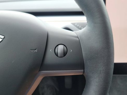 Used 2023 Tesla Model 3 Standard Range RWD image 21