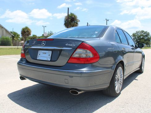 Used 2007 Mercedes-Benz E 350 4MATIC Sedan image 26