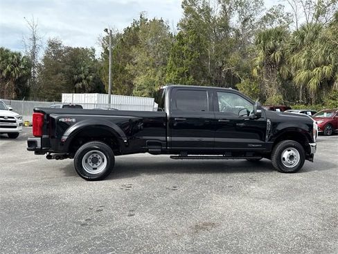 Used 2024 Ford F350 XLT image 5