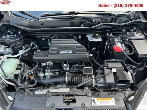 Used 2018 Honda CR-V Touring image 19