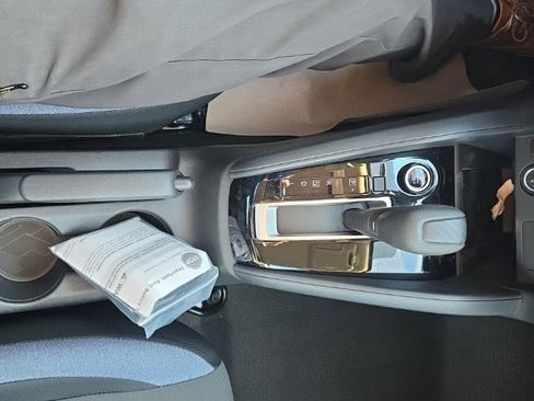 New 2025 Nissan Versa SV image 23