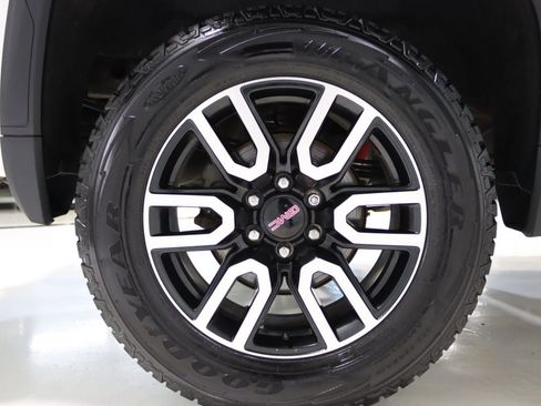 Used 2022 GMC Sierra 1500 AT4 image 83