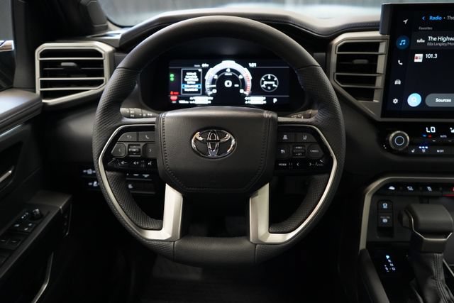 Used 2026 Toyota Tundra Platinum AWD/4WD image 16
