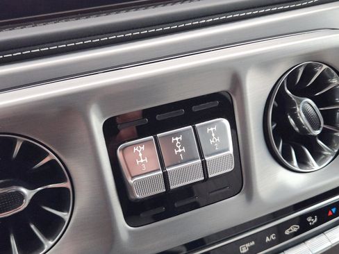 Used 2022 Mercedes-Benz G 63 AMG 4MATIC image 13