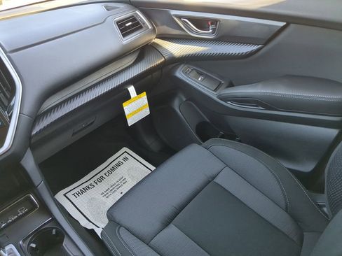 Used 2025 Subaru Ascent Premium image 15