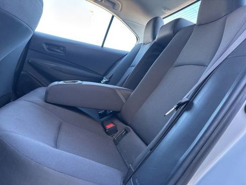 Used 2024 Toyota Corolla LE image 7