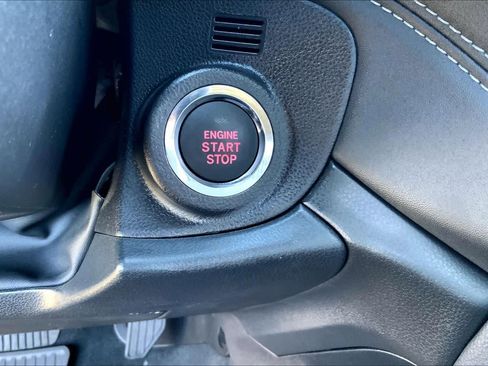 Used 2024 Subaru Outback Limited image 31