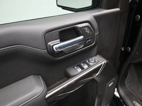 Used 2022 Chevrolet Silverado 1500 LTZ image 6