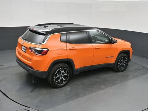 New 2026 Jeep Compass Limited image 31