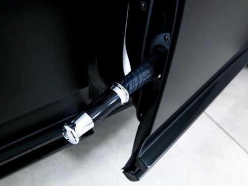 Certified 2025 Rolls-Royce Cullinan Black Badge AWD/4WD image 20
