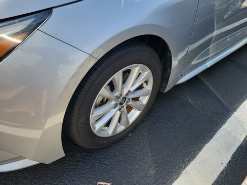 Used 2023 Toyota Corolla XLE FWD image 25