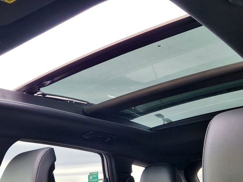 New 2026 Kia Sportage X-Line w/ X-Line Technology Package image 16