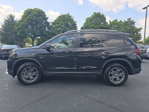 Certified 2025 Honda Passport TrailSport image 16