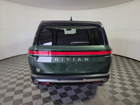 Used 2024 Rivian R1S Adventure AWD/4WD image 4