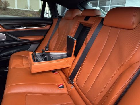 Used 2015 BMW X6 M Base image 35