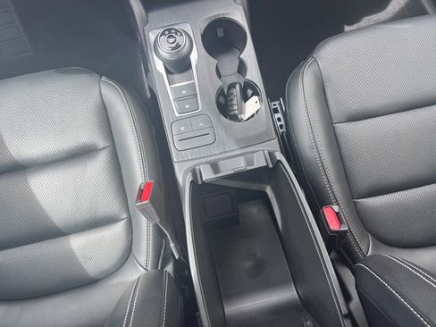 Used 2022 Ford Escape SEL image 31