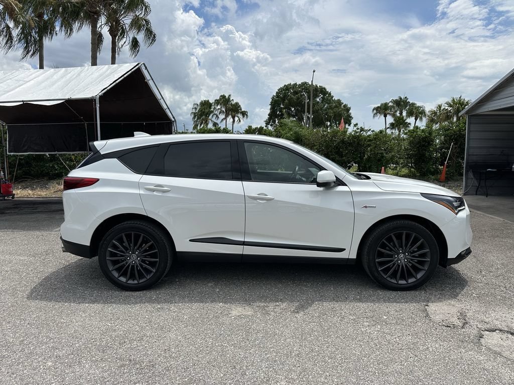 Used 2024 Acura RDX w/ Advance Package AWD/4WD image 3