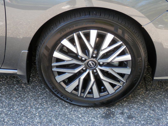 Used 2026 Nissan Altima 2.5 SV FWD image 10