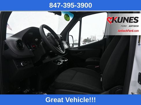 Used 2024 Mercedes-Benz Sprinter 2500 image 10