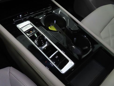 New 2026 Volkswagen Atlas SE image 16