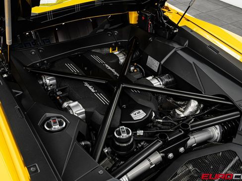 Used 2018 Lamborghini Aventador S AWD/4WD image 20