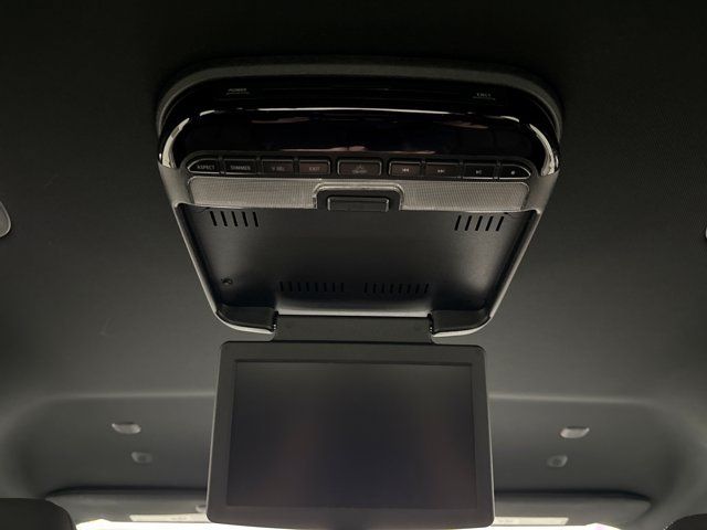 Used 2020 Chrysler Pacifica Touring w/ S Appearance Package FWD image 20